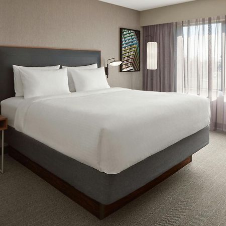 Hotel Courtyard By Marriott Mississauga-Airport Corporate Centre West Exterior foto