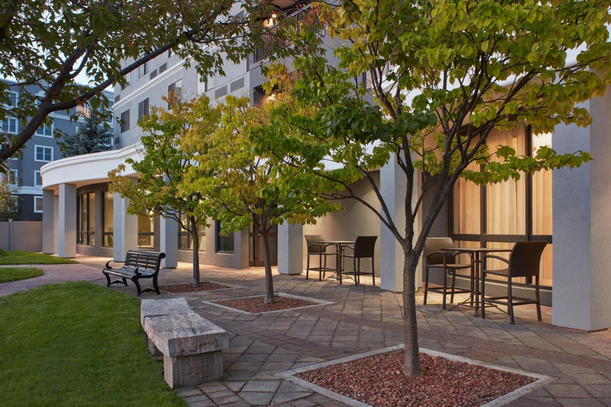 Hotel Courtyard By Marriott Mississauga-Airport Corporate Centre West Exterior foto