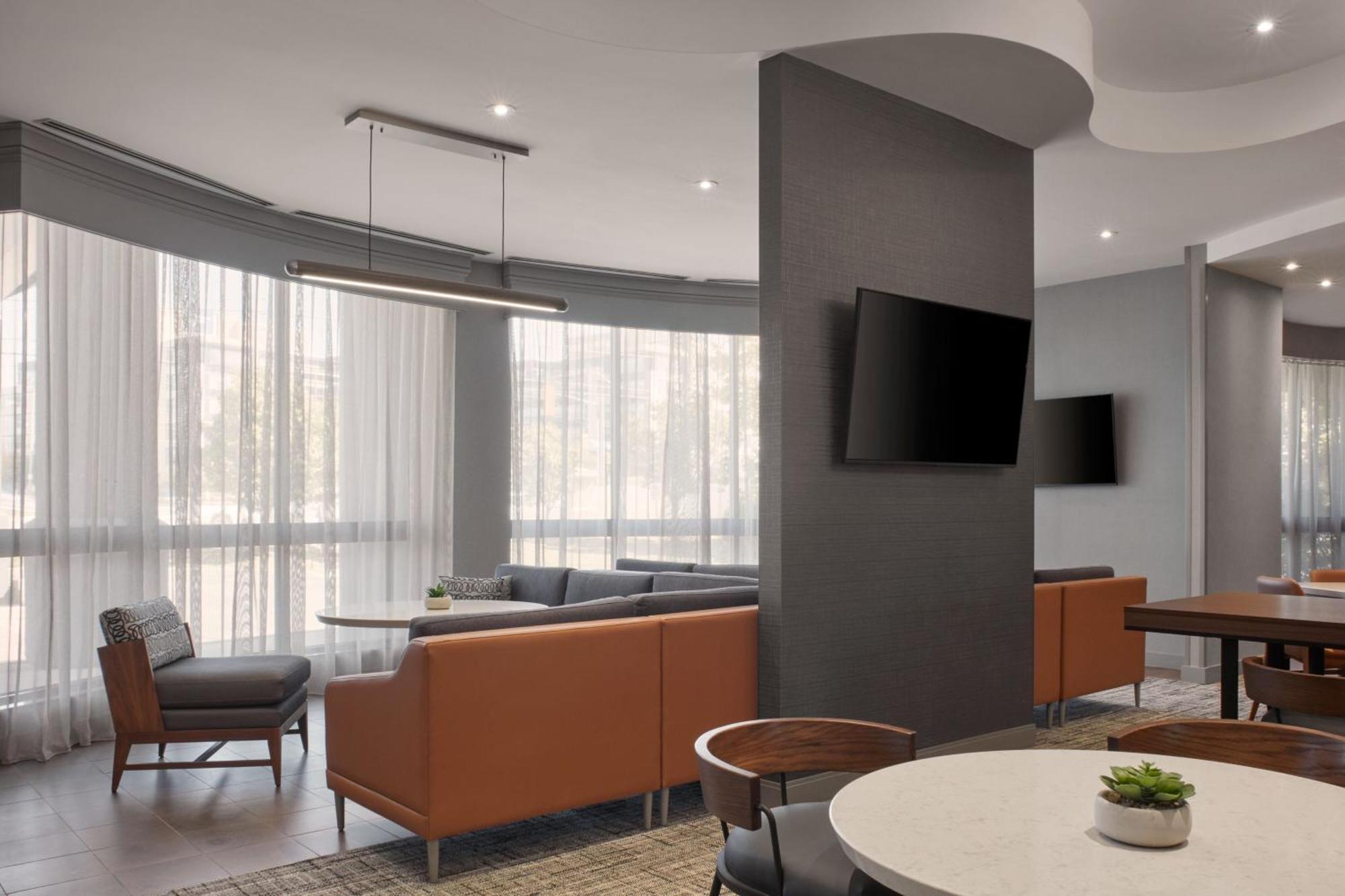 Hotel Courtyard By Marriott Mississauga-Airport Corporate Centre West Exterior foto